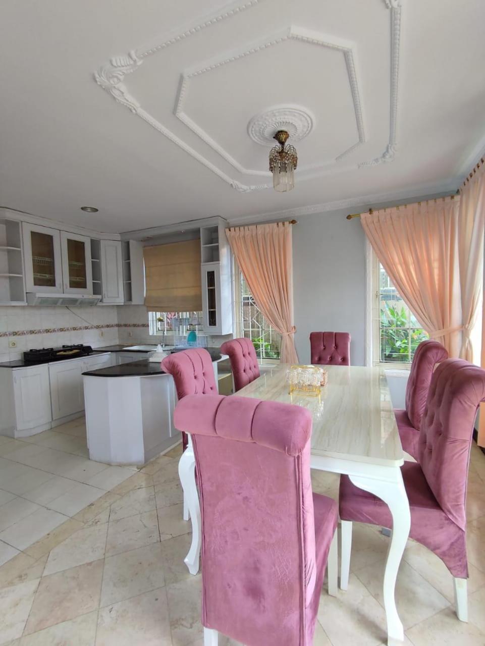 Vila Princess,Sentul 4Bedroom Dan Tenda Camping,Private Pool, Tenis Meja, Mini Billiard, Karaoke, Ayunan,Bbq, 08Satu3 80Satu6 4Satu5Satu Bogor Exterior foto