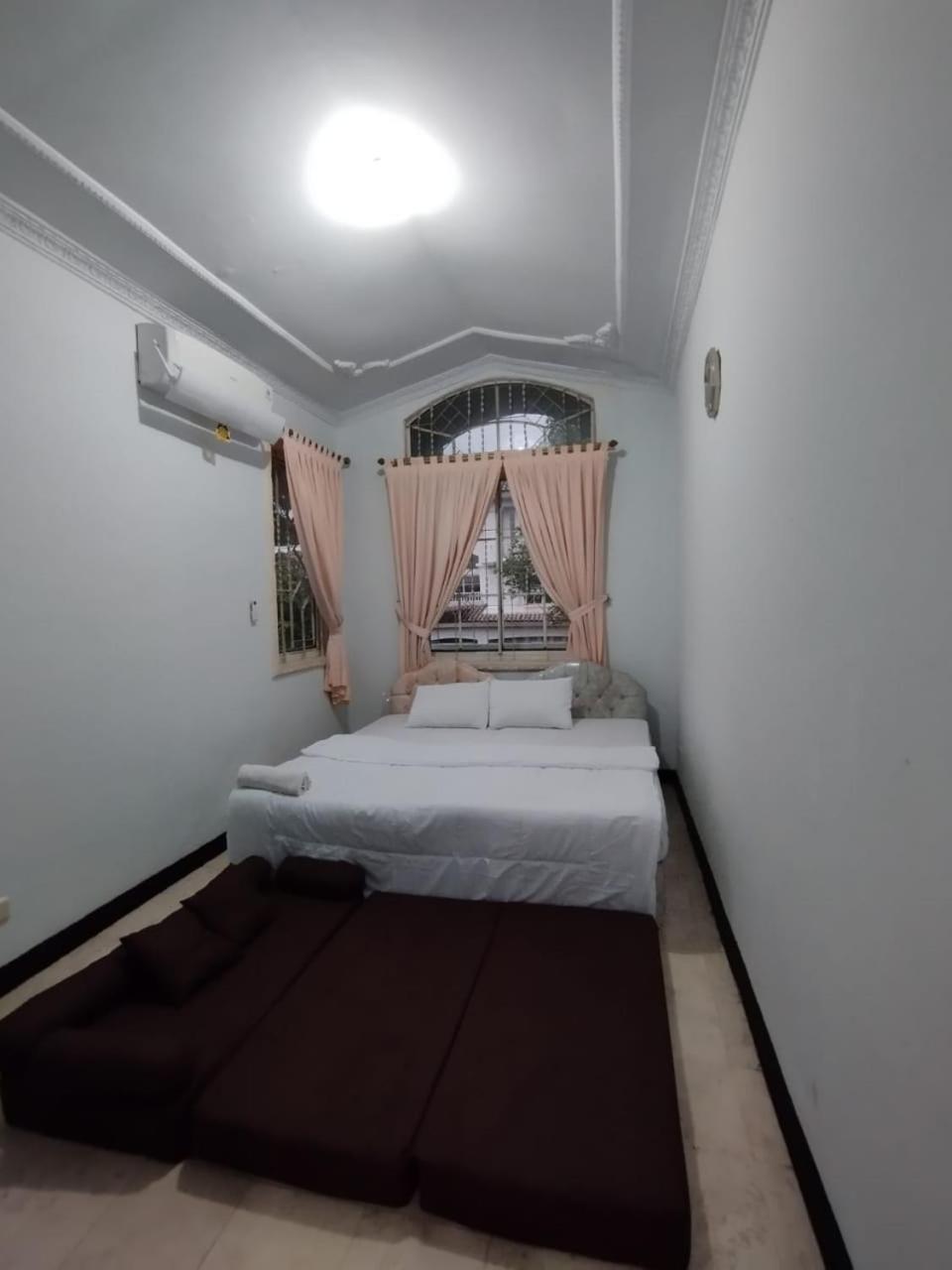 Vila Princess,Sentul 4Bedroom Dan Tenda Camping,Private Pool, Tenis Meja, Mini Billiard, Karaoke, Ayunan,Bbq, 08Satu3 80Satu6 4Satu5Satu Bogor Exterior foto