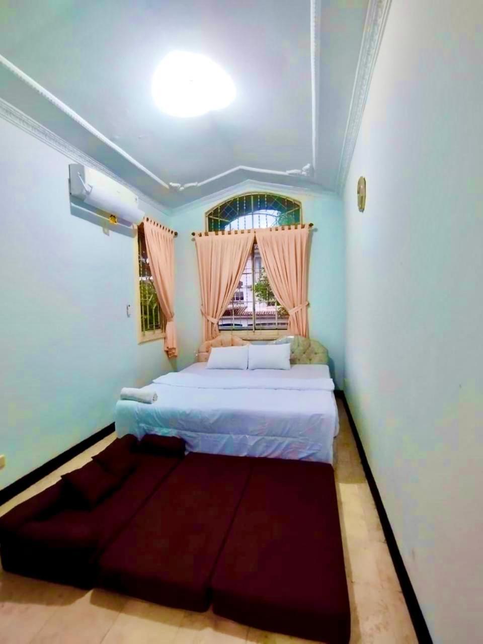 Vila Princess,Sentul 4Bedroom Dan Tenda Camping,Private Pool, Tenis Meja, Mini Billiard, Karaoke, Ayunan,Bbq, 08Satu3 80Satu6 4Satu5Satu Bogor Exterior foto