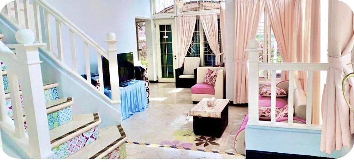 Vila Princess,Sentul 4Bedroom Dan Tenda Camping,Private Pool, Tenis Meja, Mini Billiard, Karaoke, Ayunan,Bbq, 08Satu3 80Satu6 4Satu5Satu Bogor Exterior foto