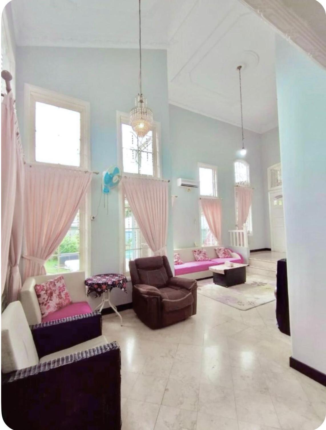 Vila Princess,Sentul 4Bedroom Dan Tenda Camping,Private Pool, Tenis Meja, Mini Billiard, Karaoke, Ayunan,Bbq, 08Satu3 80Satu6 4Satu5Satu Bogor Exterior foto